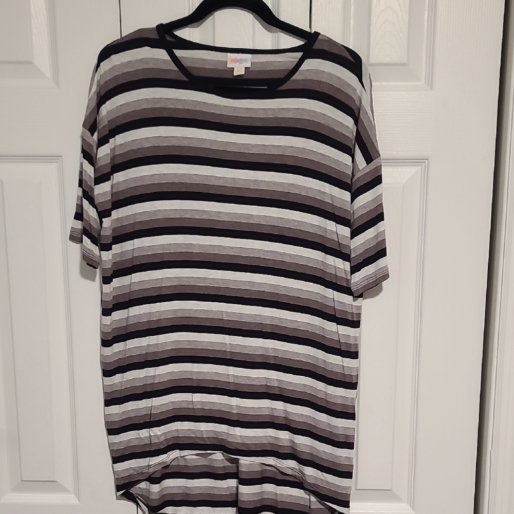 Lularoe Striped Irma Tunic (D1)